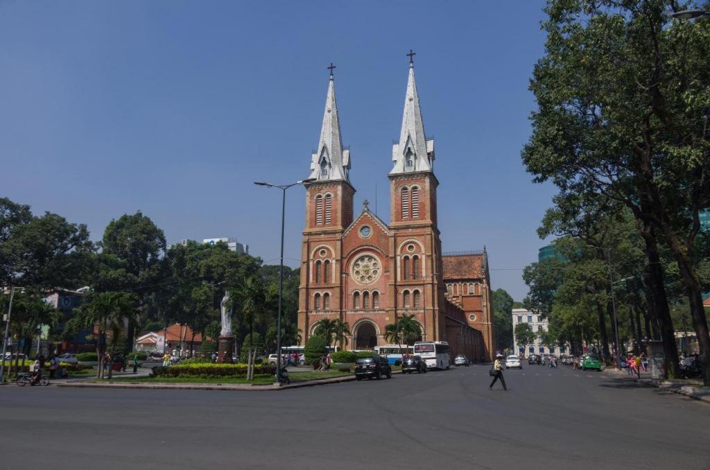 Tuan Viet Hotel Dinh Tien Hoang ホーチミン市 エクステリア 写真